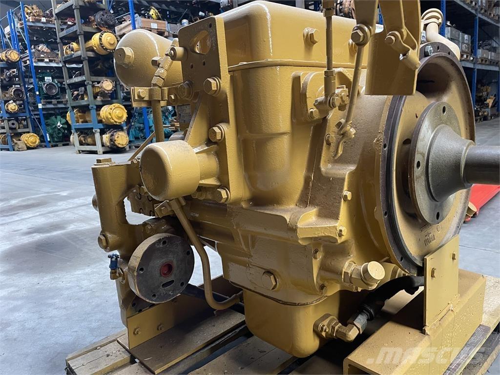 CAT 973 II Transmission Transmisijos