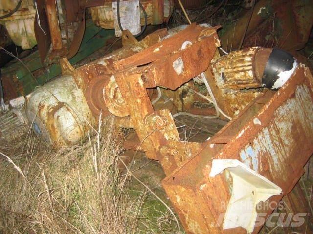 Demag P632 H8,4 Visureigiai kranai