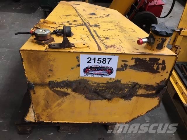  Dieseltank ex. Volvo A30 Kiti naudoti statybos komponentai