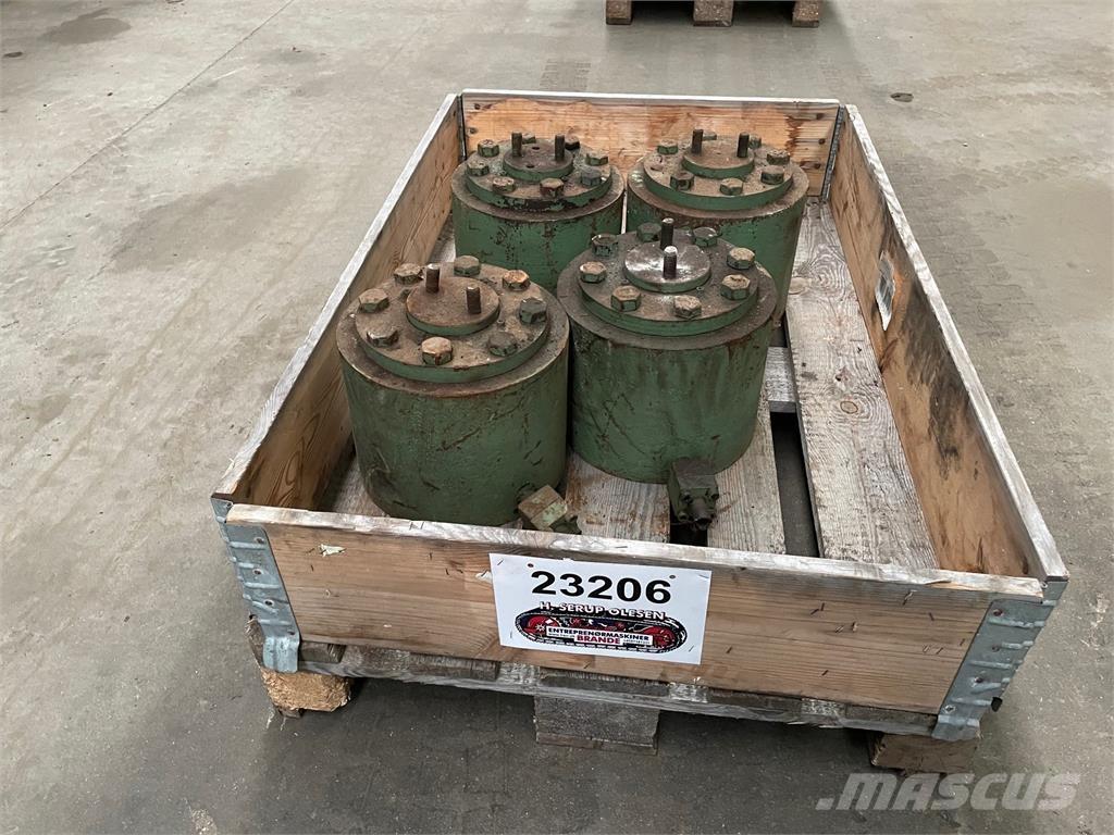  Donkrafte 100 Ton - 4 stk. Kiti naudoti statybos komponentai