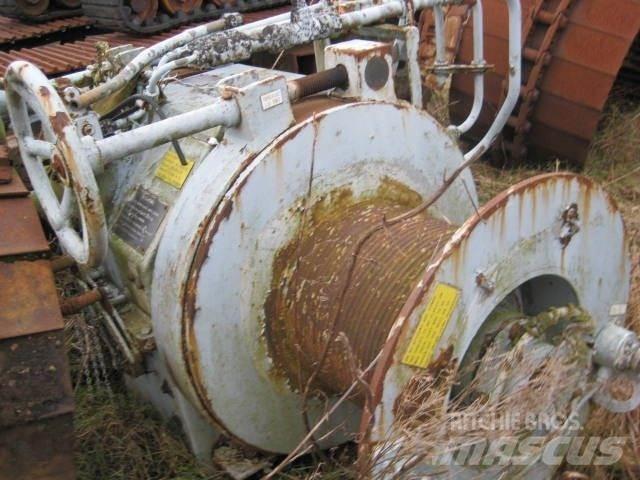  Double drum hydr. winch Keltuvai, gervės ir medžiagų liftai