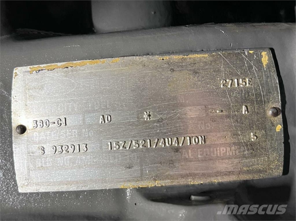 Ford 2715E motor Varikliai