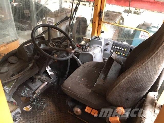  Førerhus ex. Volvo L180C Kiti naudoti statybos komponentai