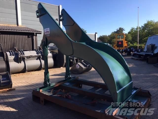  Grimstad grab Griebtuvai