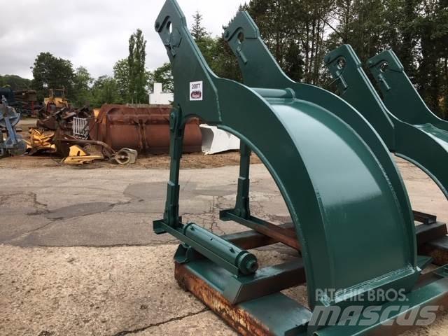  Grimstad grab Griebtuvai