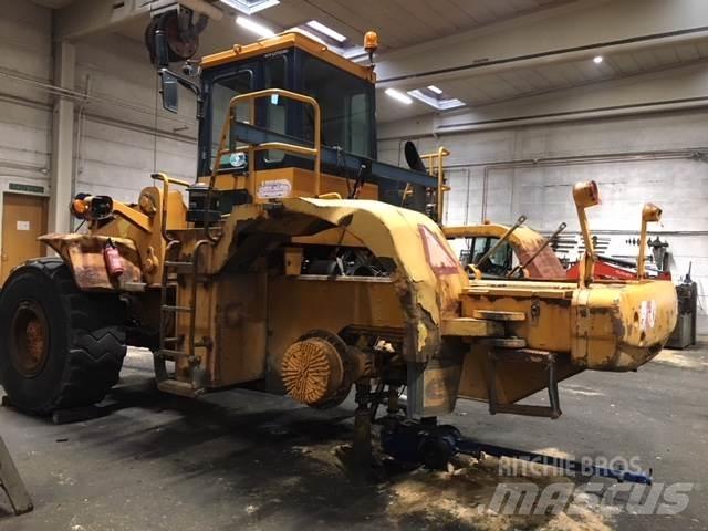Hyundai HL760-3 til ophug Naudoti ratiniai krautuvai