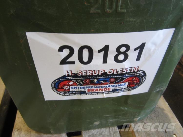  Jerrycans 20 Ltr. - 4 stk. Kiti naudoti statybos komponentai