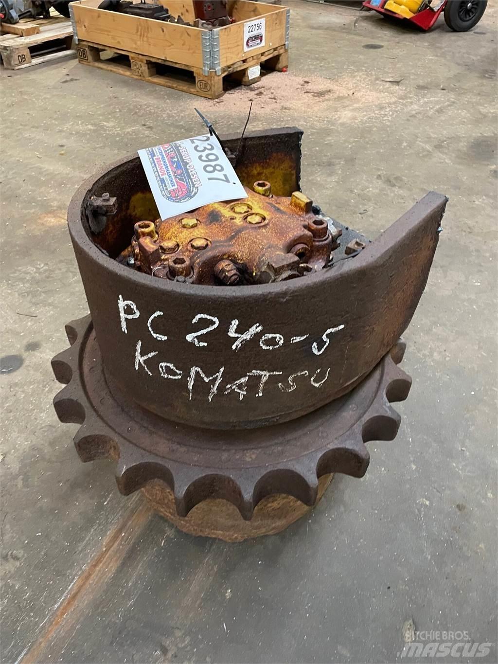 Komatsu PC240-5 Køregear Transmisijos