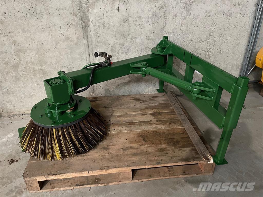  Kost med hydraulisk sving Statyba - Kita