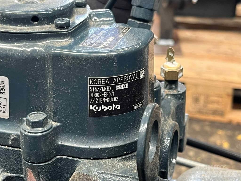 Kubota D902-EF07 motor Varikliai