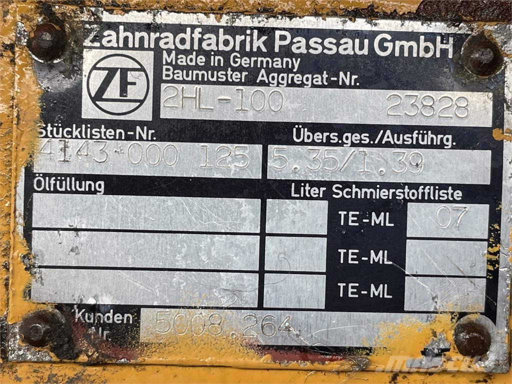 Liebherr A902 Køregear Transmisijos