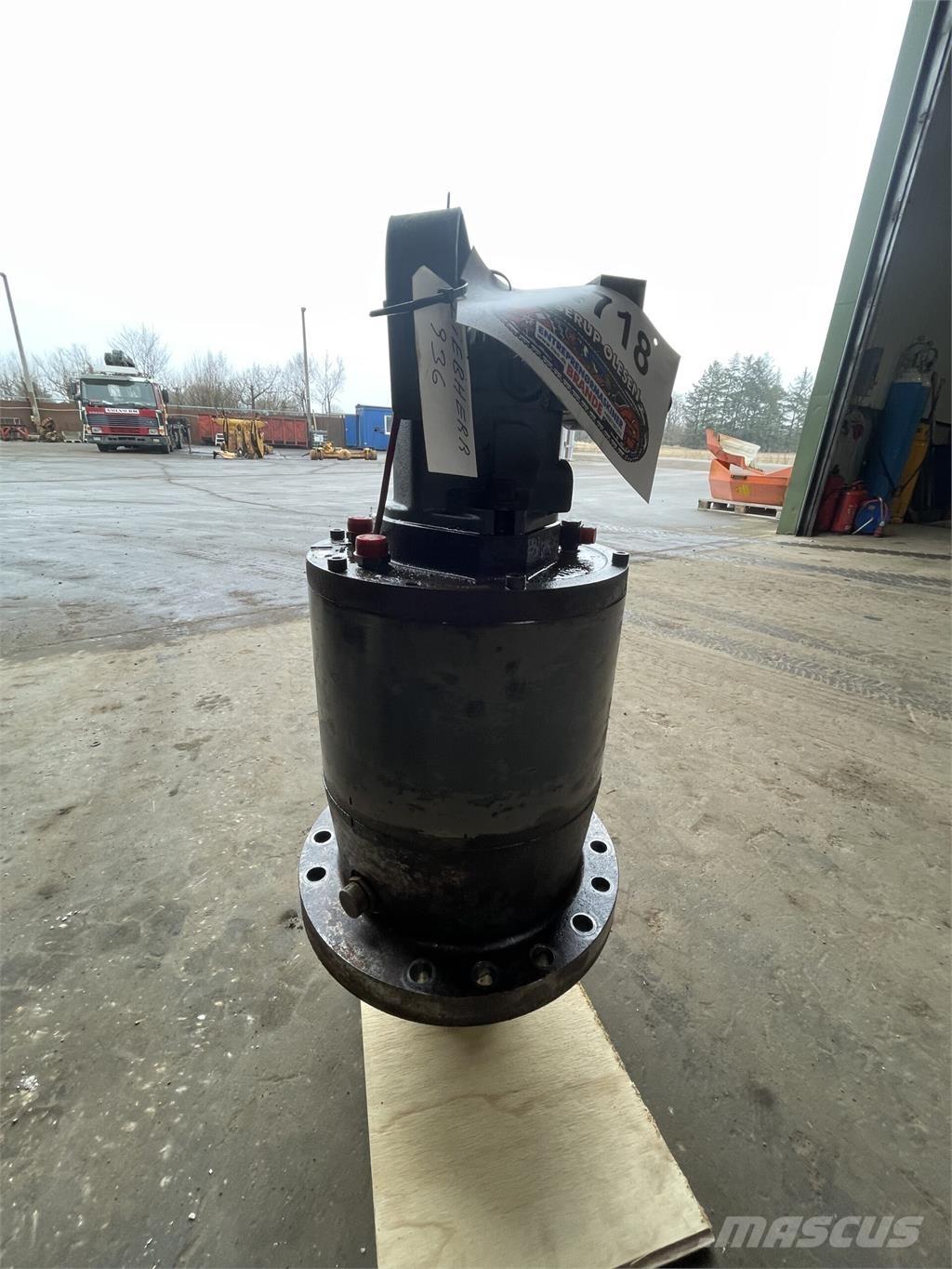 Liebherr R936NLC Krøjegear Transmisijos