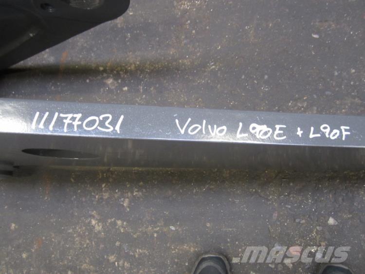  Løftebom Volvo L90E-F Kiti naudoti statybos komponentai