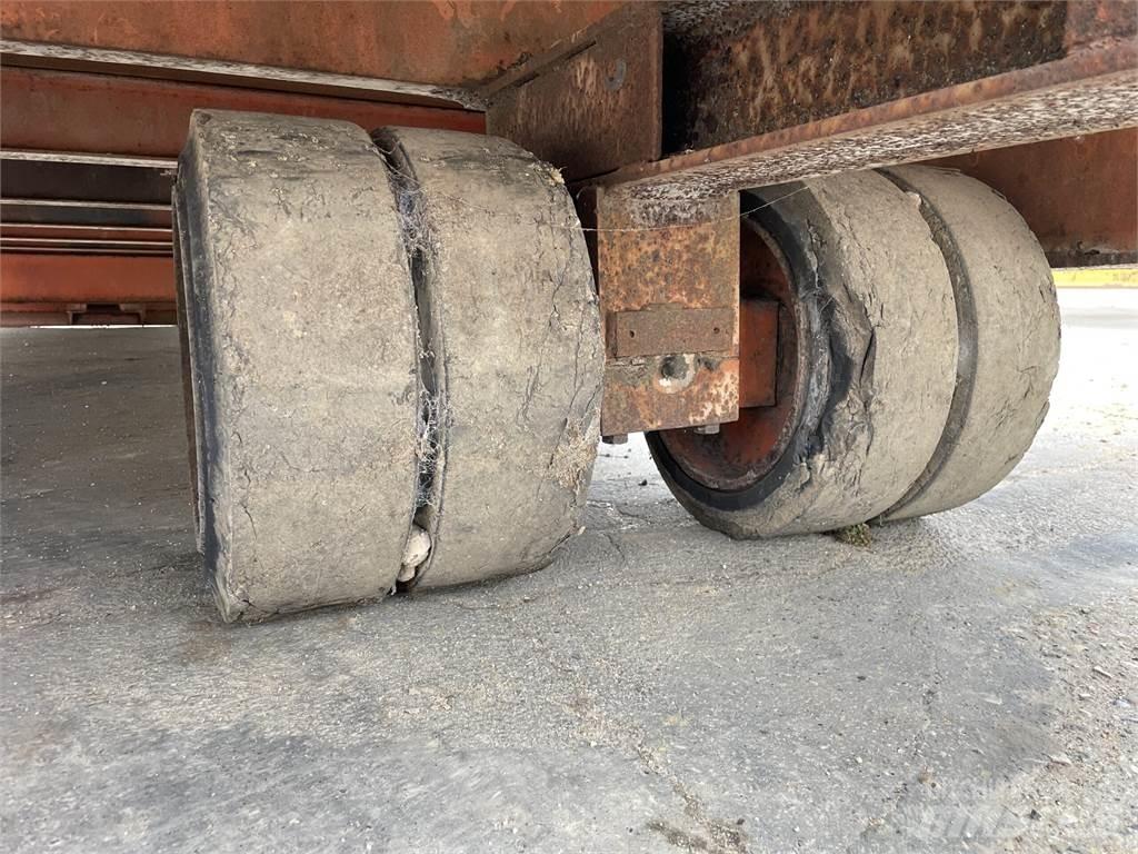 Mafi trailer 20ft - 25 ton Žemo iškrovimo puspriekabės