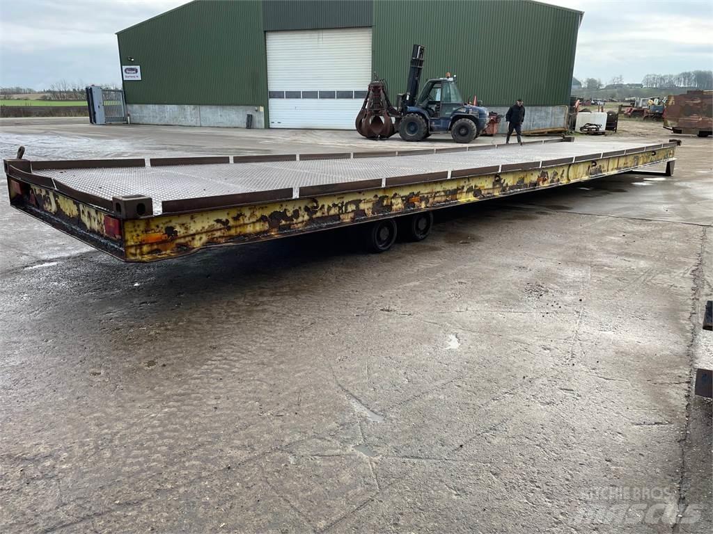 Mafi trailer 40 ft - 30 ton Žemo iškrovimo puspriekabės