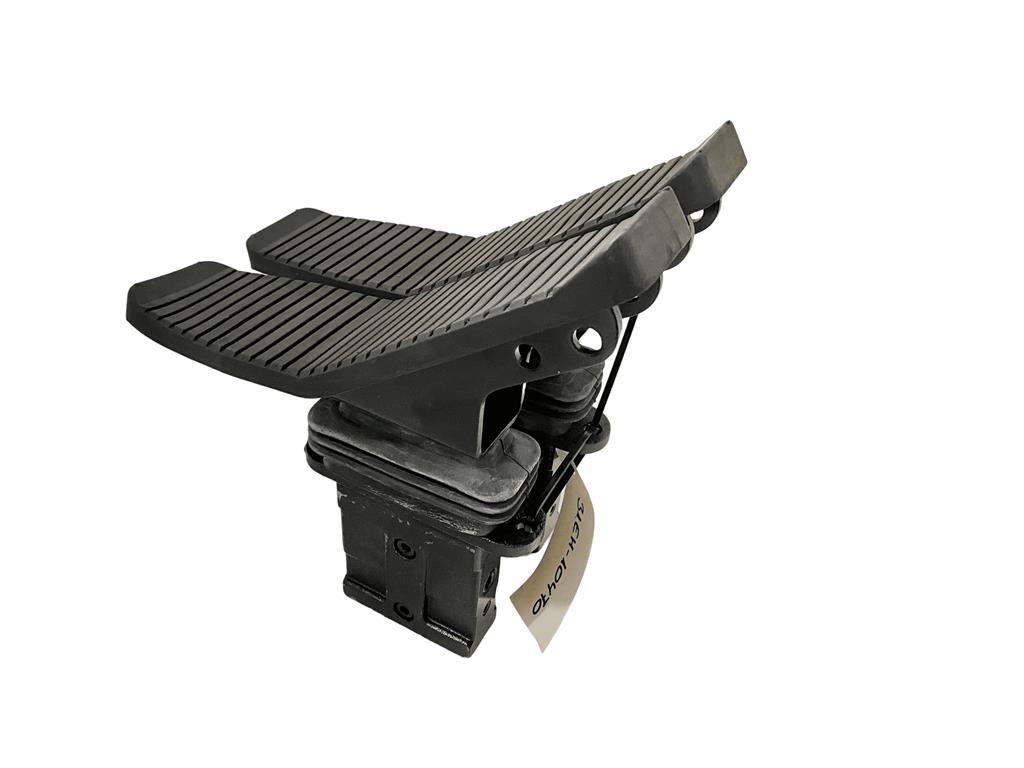  Pedal RCV, Hyundai Kiti naudoti statybos komponentai