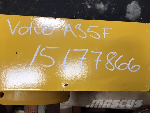  Pendelaksel Volvo A35F Kiti naudoti statybos komponentai