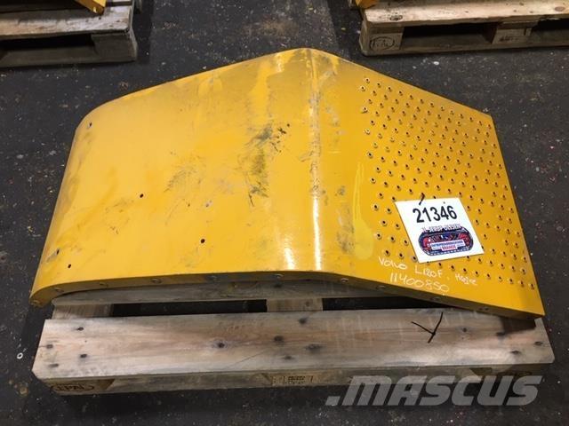  Skærm Volvo L120F, højre Kiti naudoti statybos komponentai