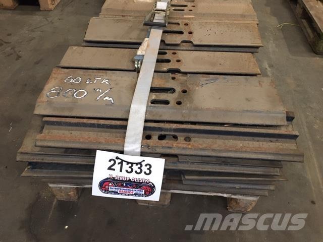  Skoplader 800 mm - 46 + 60 stk. Kiti naudoti statybos komponentai