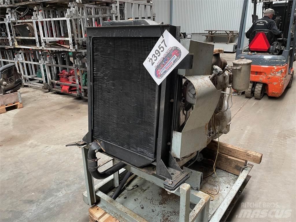  Slasb 204 4 cylinder motor Varikliai