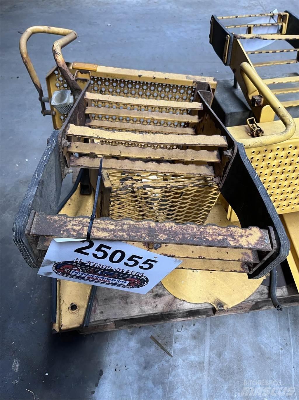  Trappe, Volvo L90E Kiti naudoti statybos komponentai