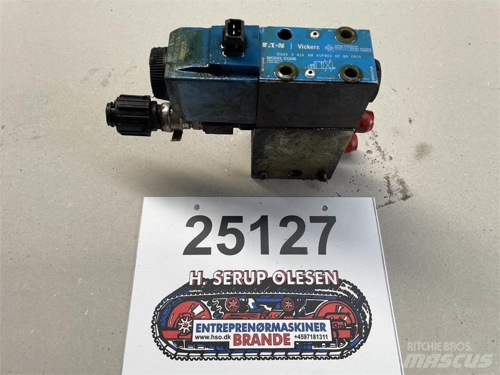  Ventilblok ex. Volvo L120F Hidraulikos įrenginiai