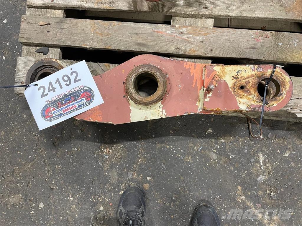 Volvo L120 Link Arm Kiti naudoti statybos komponentai