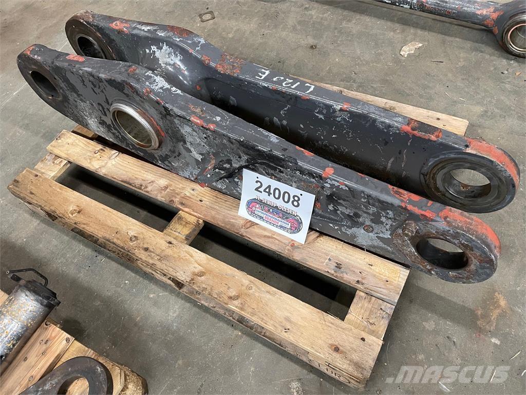 Volvo L120E Link Arm Kiti naudoti statybos komponentai