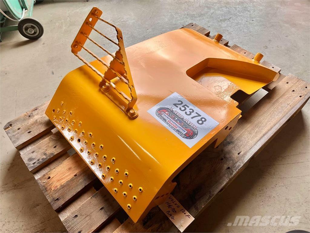 Volvo L120F bagskærm Kiti naudoti statybos komponentai