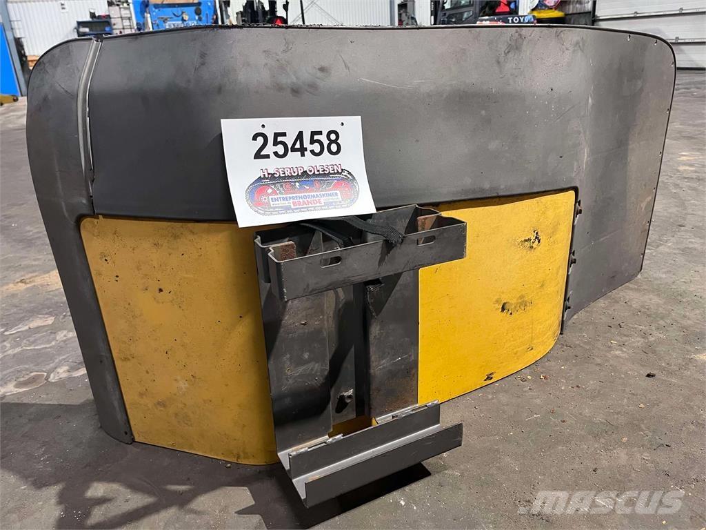 Volvo L120F frontskærm Kiti naudoti statybos komponentai