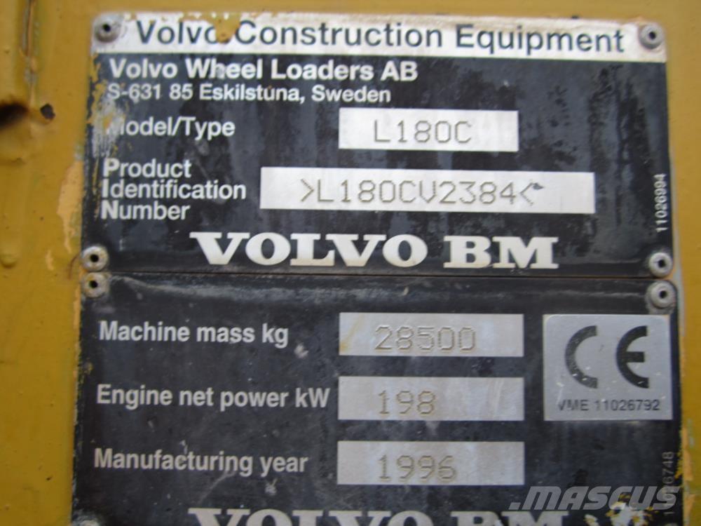 Volvo L180C til ophug Naudoti ratiniai krautuvai