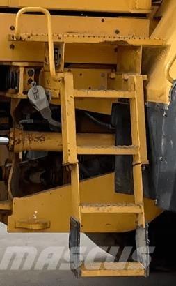 Volvo L220E trappe Kiti naudoti statybos komponentai