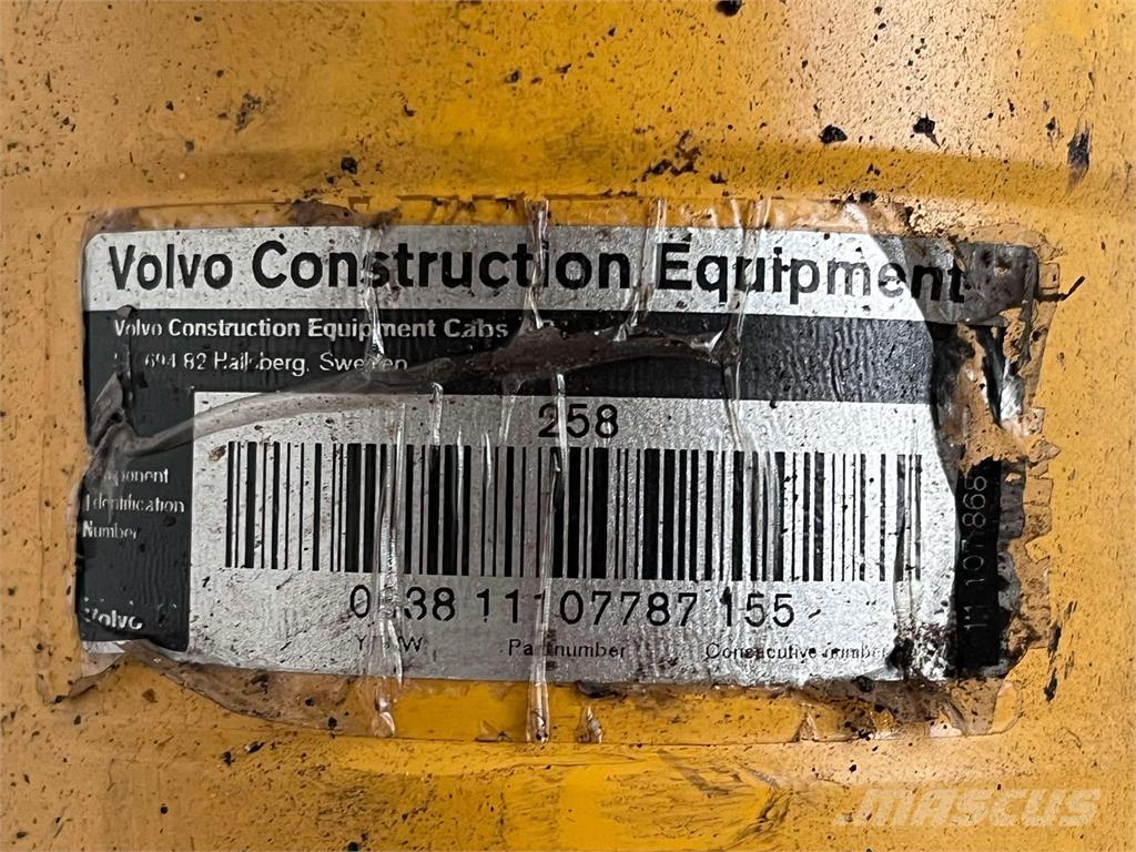 Volvo L90E styrecylinder Hidraulikos įrenginiai
