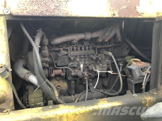 Volvo LM1240 til ophug Naudoti ratiniai krautuvai