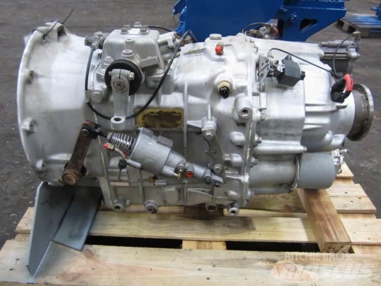 Volvo R1000 gear Transmisijos