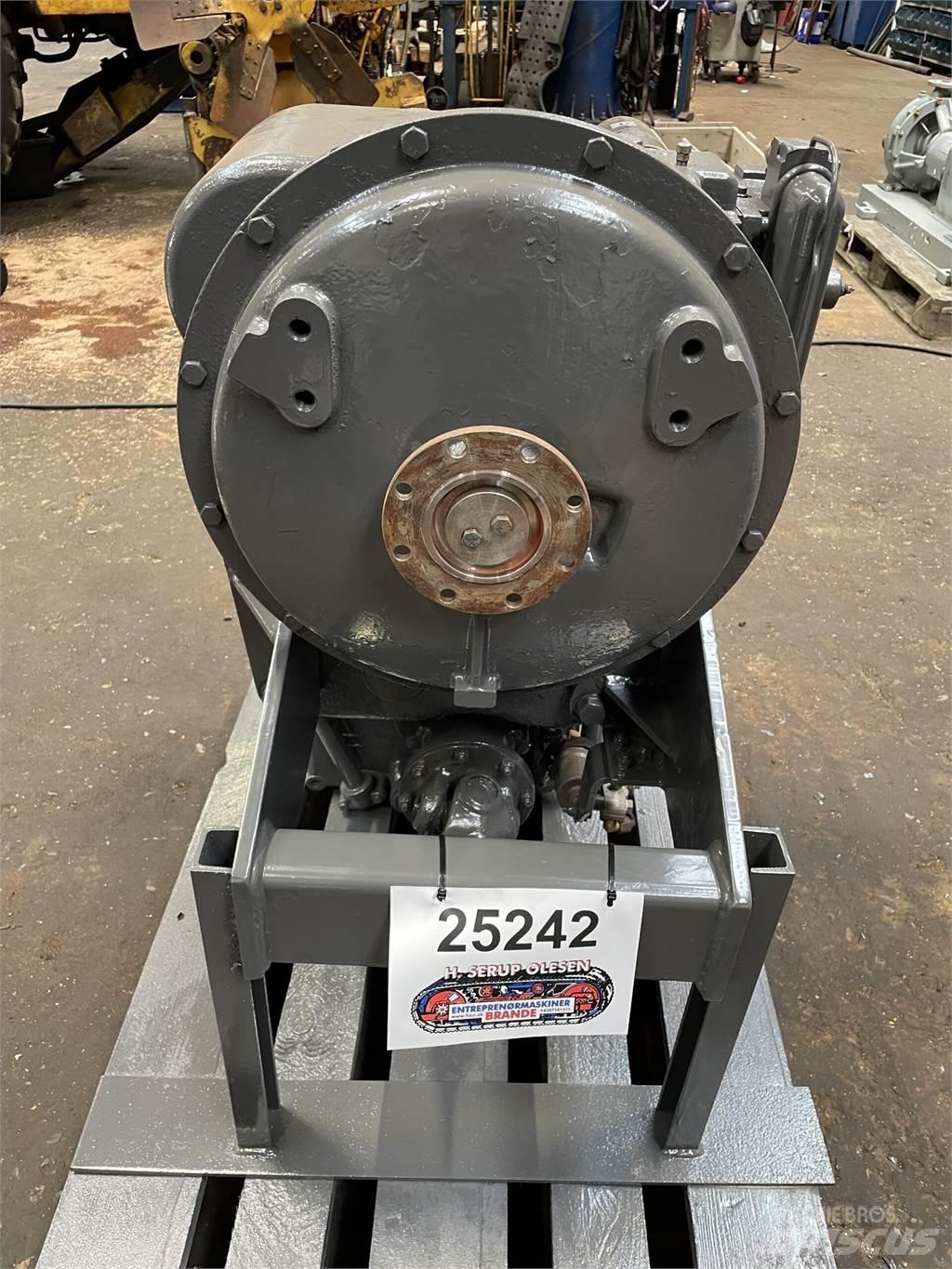 ZF 3WG-180 transmission Transmisijos