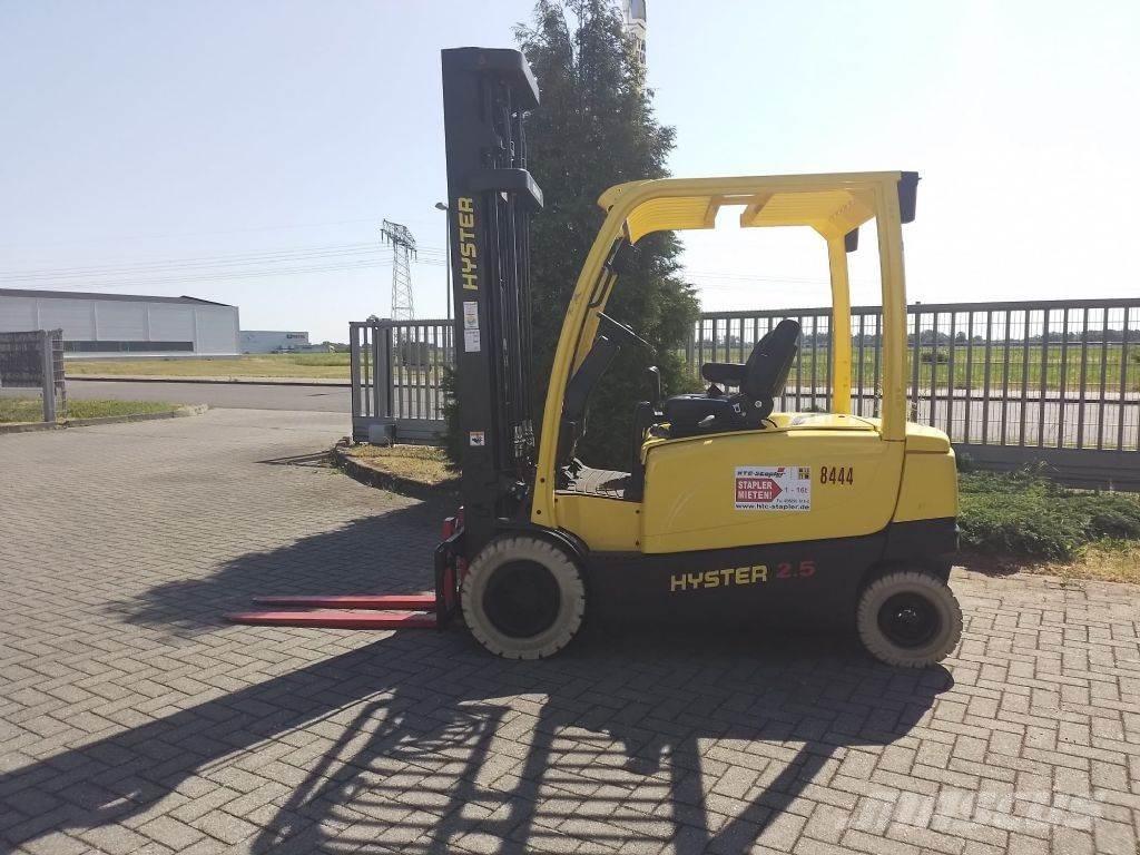 Hyster J2.5XN Elektriniai šakiniai krautuvai