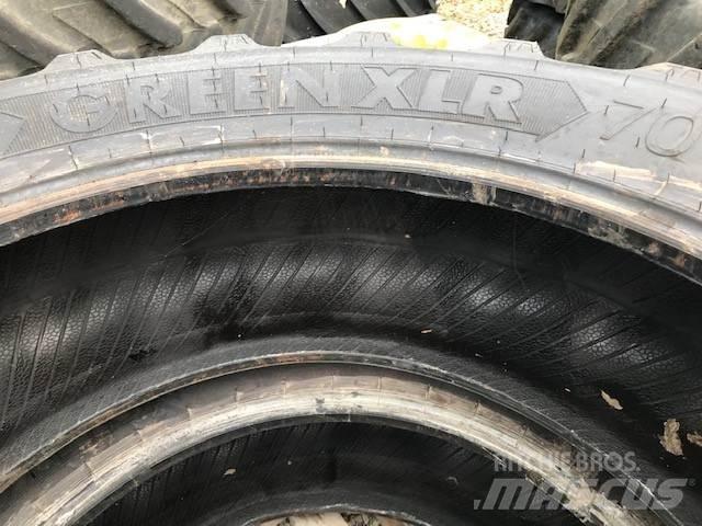  Rear Tyres Padangos, ratai ir ratlankiai