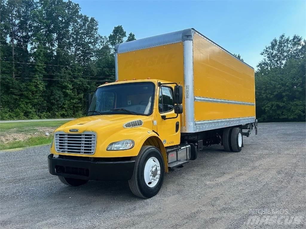 Freightliner M2106 Sunkvežimiai su dengtu kėbulu