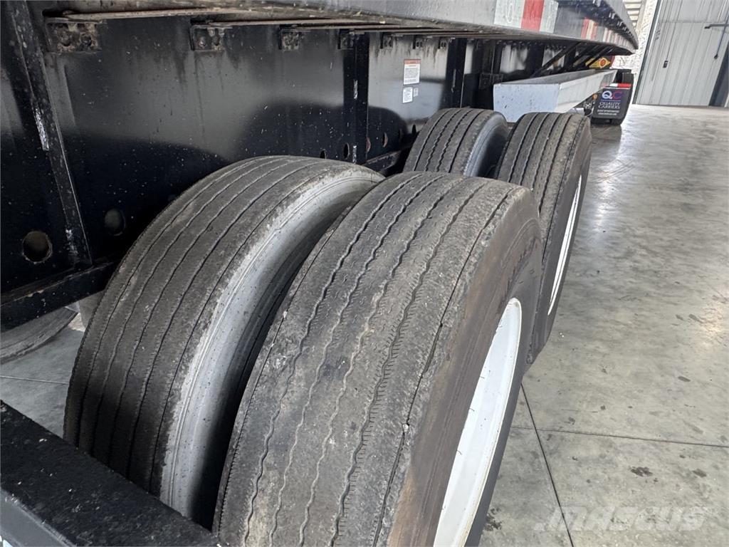 Great Dane Flatbed Platformos / Pakrovimas iš šono