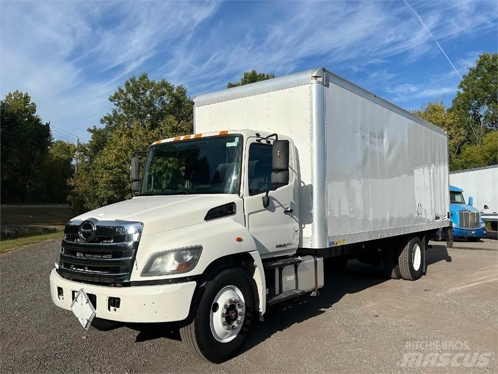 Hino 268 Sunkvežimiai su dengtu kėbulu
