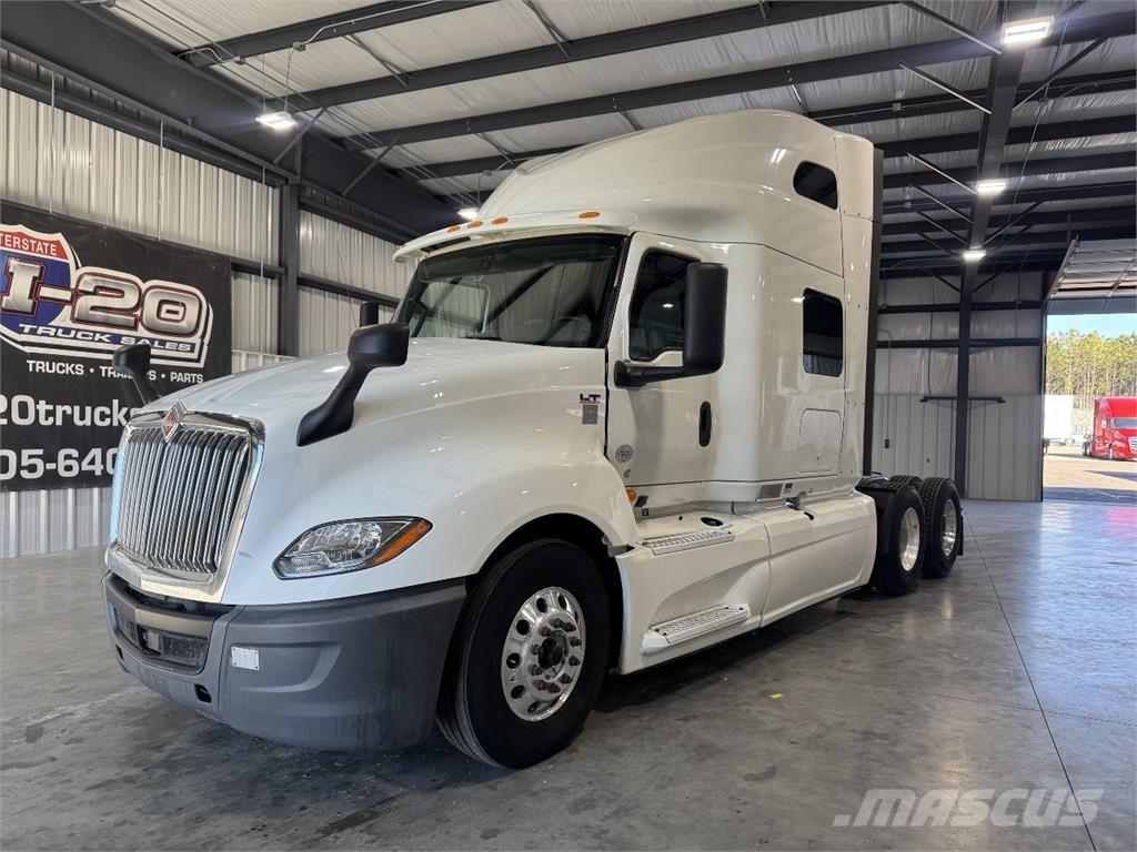 International LT625 Naudoti vilkikai