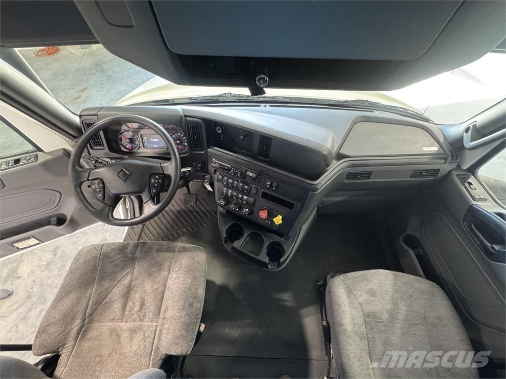 International LT625 Naudoti vilkikai