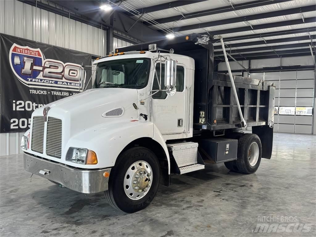 Kenworth T300 Savivarčių priekabų vilkikai