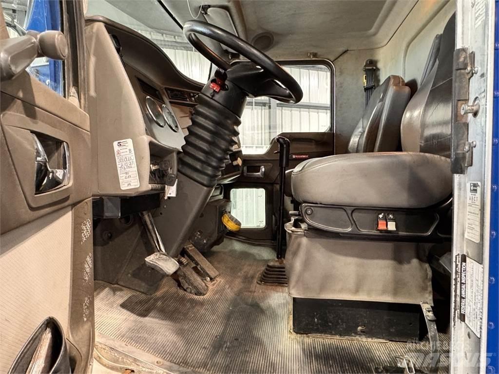Kenworth T370 Platformos/ Pakrovimas iš šono
