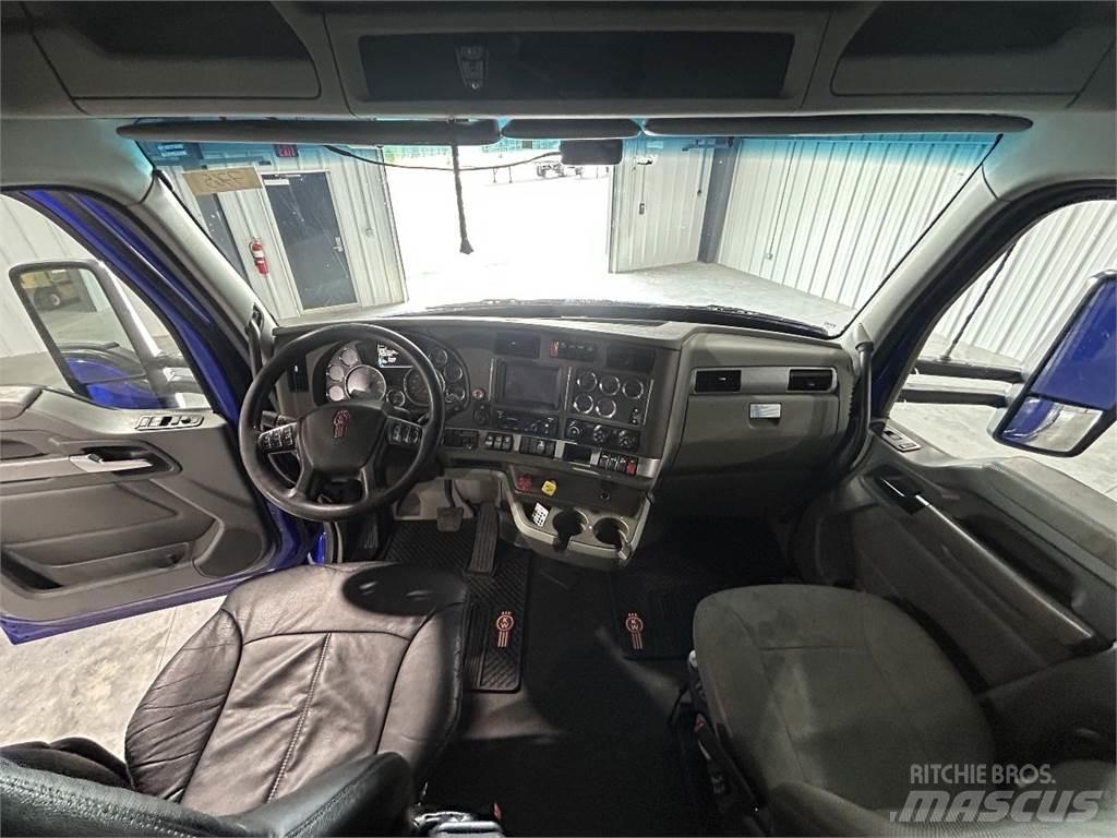 Kenworth T680 Naudoti vilkikai