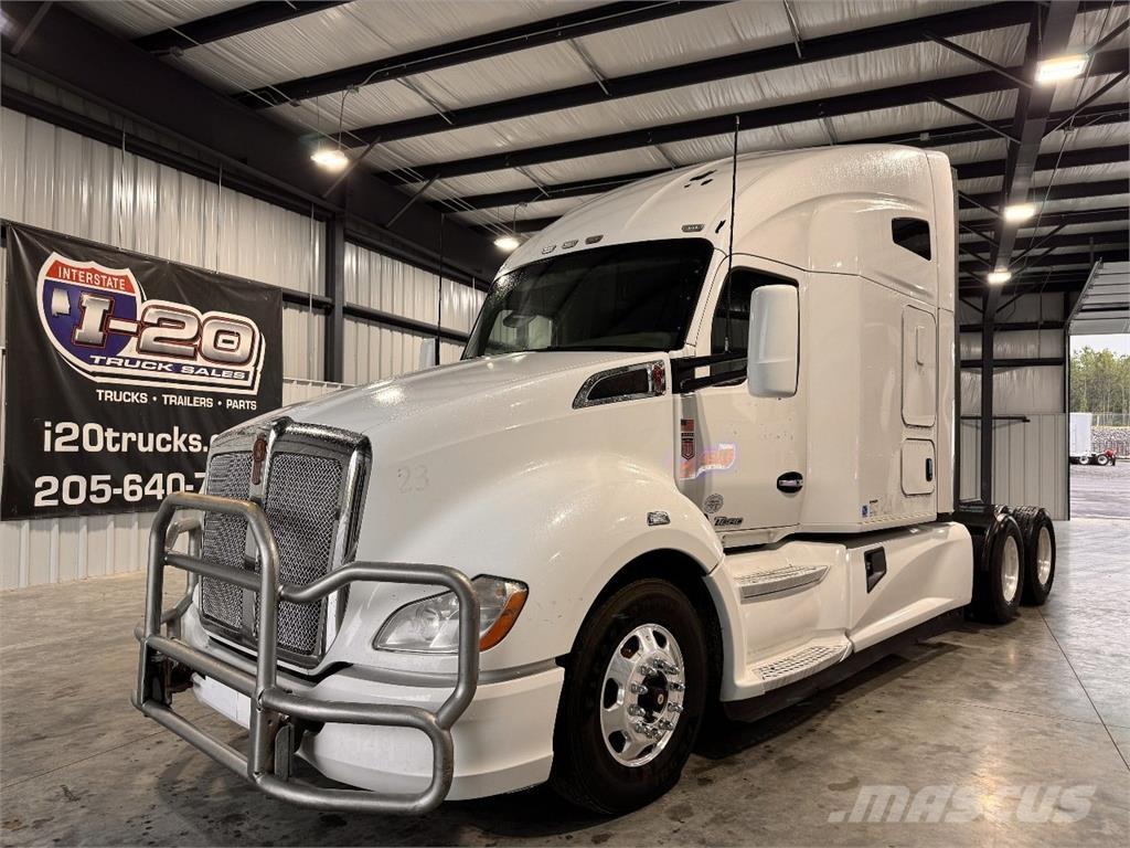 Kenworth T680 Naudoti vilkikai