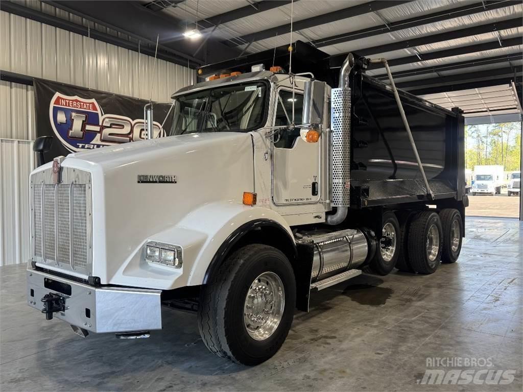 Kenworth T800 Savivarčių priekabų vilkikai