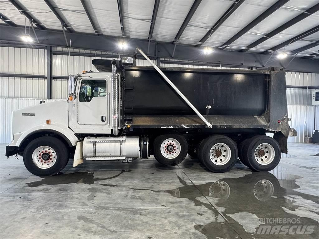 Kenworth T800 Savivarčių priekabų vilkikai