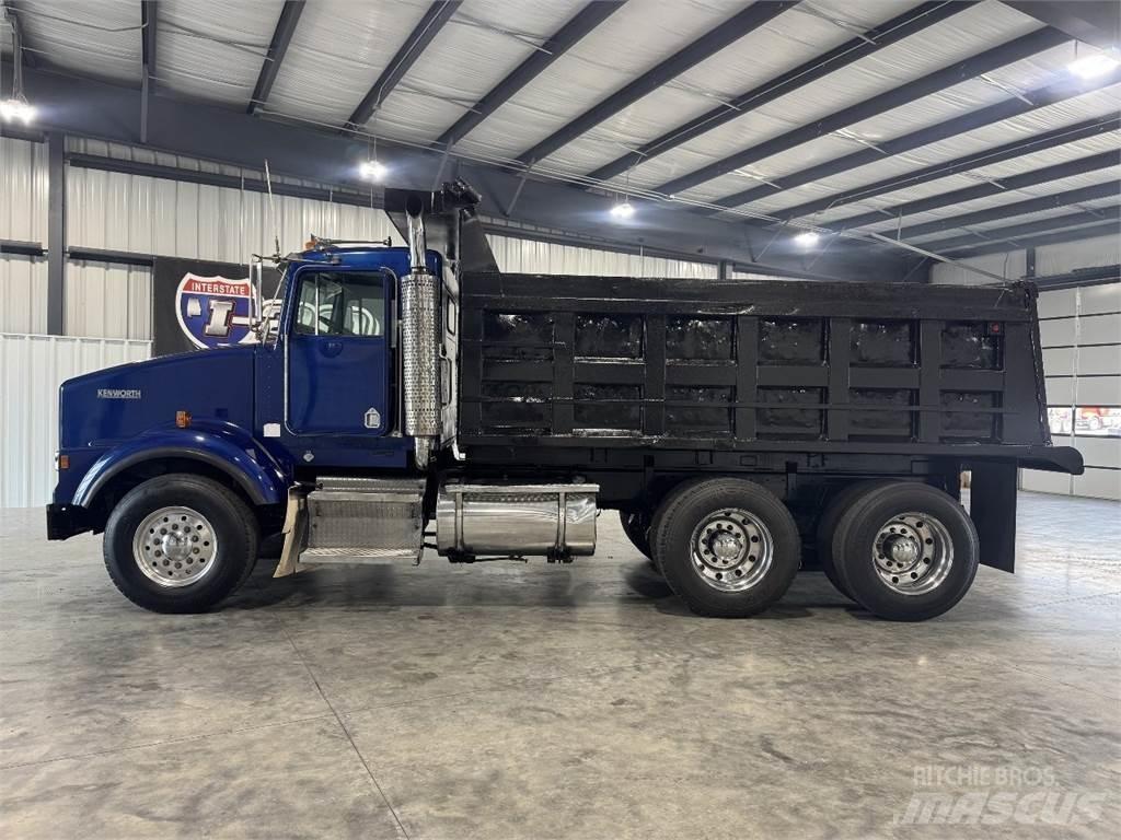 Kenworth T800 Savivarčių priekabų vilkikai